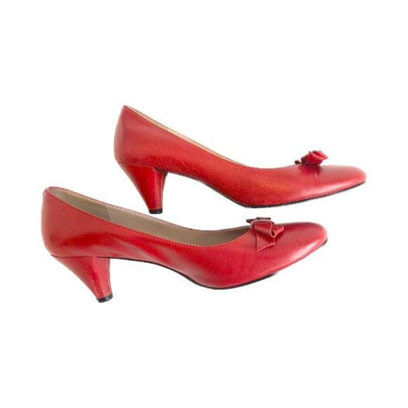 Marc by Marc Jacobs Red Heels with Bow - Picture 2 of 6